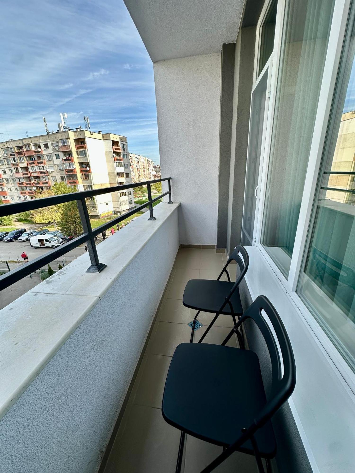 Noble House Comfort Place София Екстериор снимка