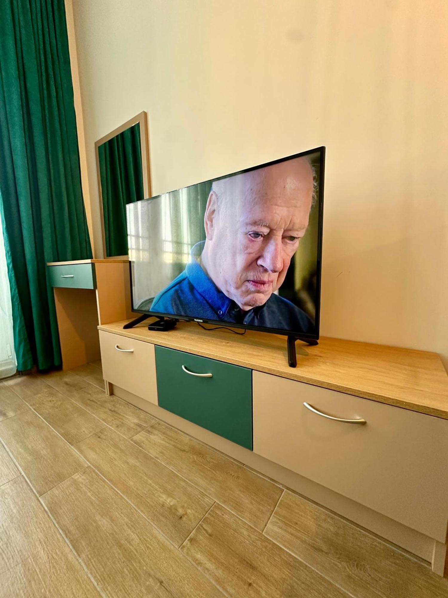 Noble House Comfort Place София Екстериор снимка